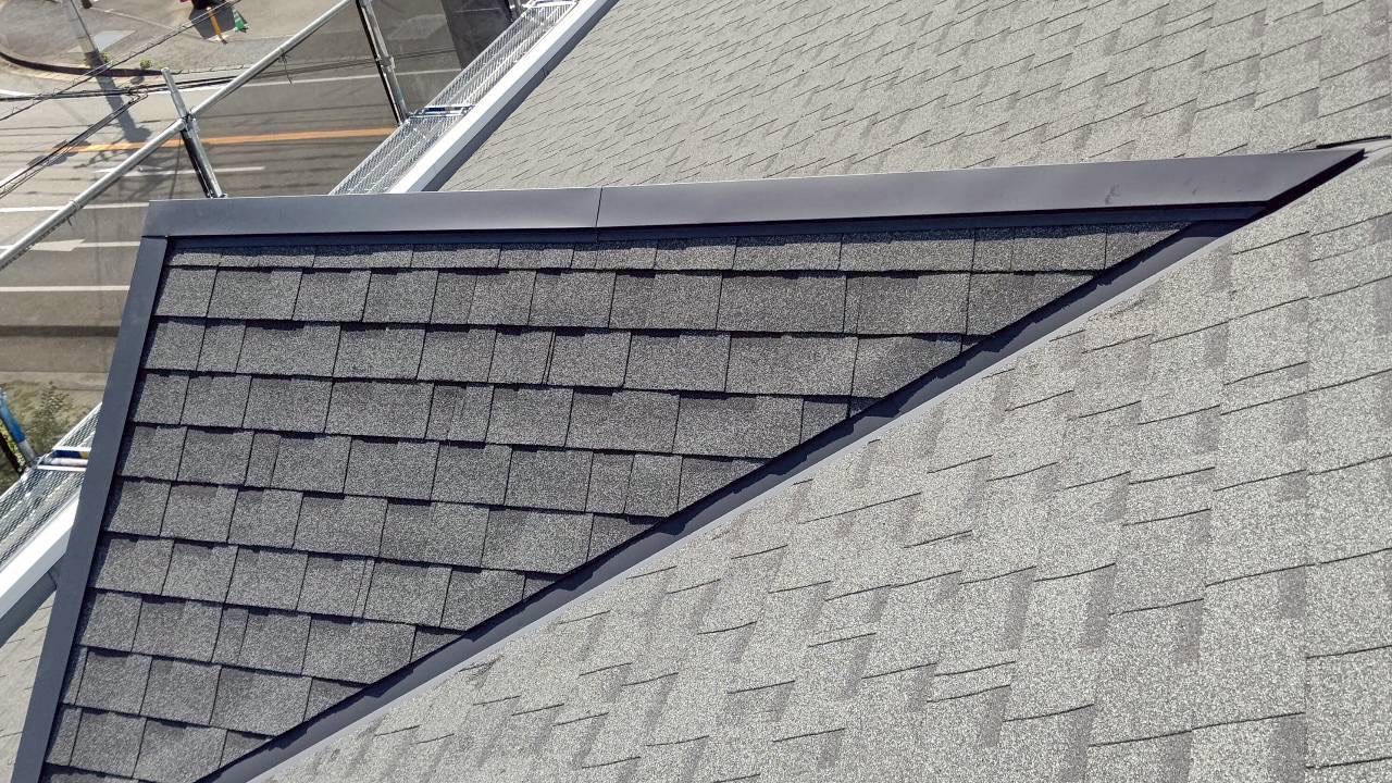 福岡県太宰府市で行ったオークリッジによる屋根カバールーフ工事の施工写真
