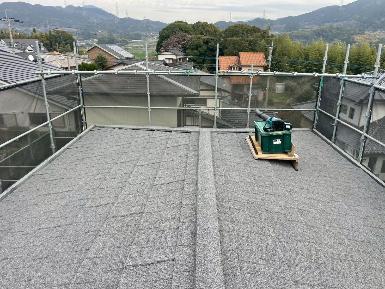 筑紫野市屋根カバー施工後